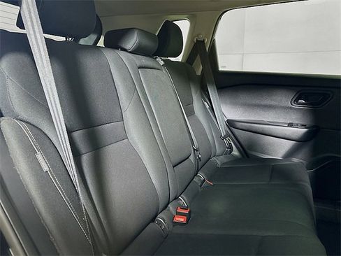 Used 2024 Nissan Rogue S image 24