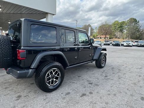 Used 2024 Jeep Wrangler Unlimited Rubicon image 5