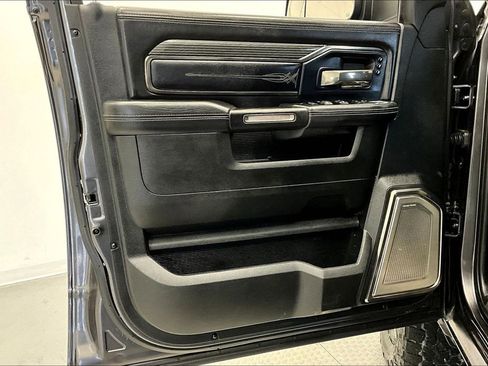 Used 2021 RAM 2500 Limited AWD/4WD image 18