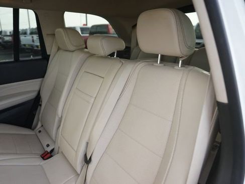 Used 2021 Mercedes-Benz GLS 450 4MATIC image 14