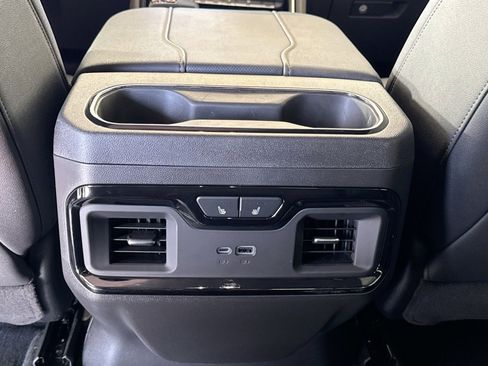 Used 2025 GMC Sierra 1500 AT4 image 23