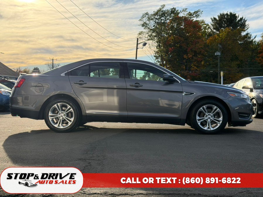 Used 2013 Ford Taurus SEL FWD image 4