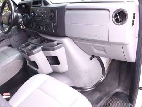 Used 2012 Ford E-450 and Econoline 450 Super Duty w/ PWR Locks & Windows Group RWD image 44