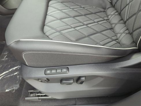 New 2026 Volkswagen Atlas SEL Premium R-Line image 26