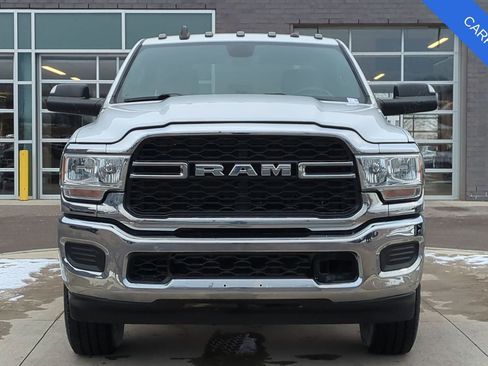 Used 2022 RAM 2500 Tradesman w/ Chrome Appearance Group image 10