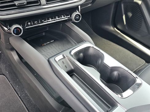 New 2025 Chevrolet Equinox EV RS image 20