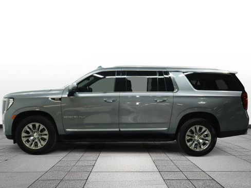 Used 2021 GMC Yukon XL Denali RWD image 4