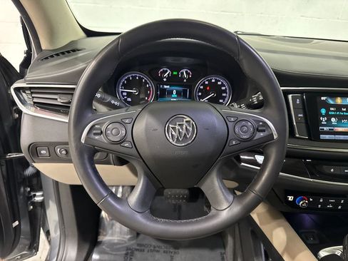 Used 2019 Buick Enclave Essence image 36