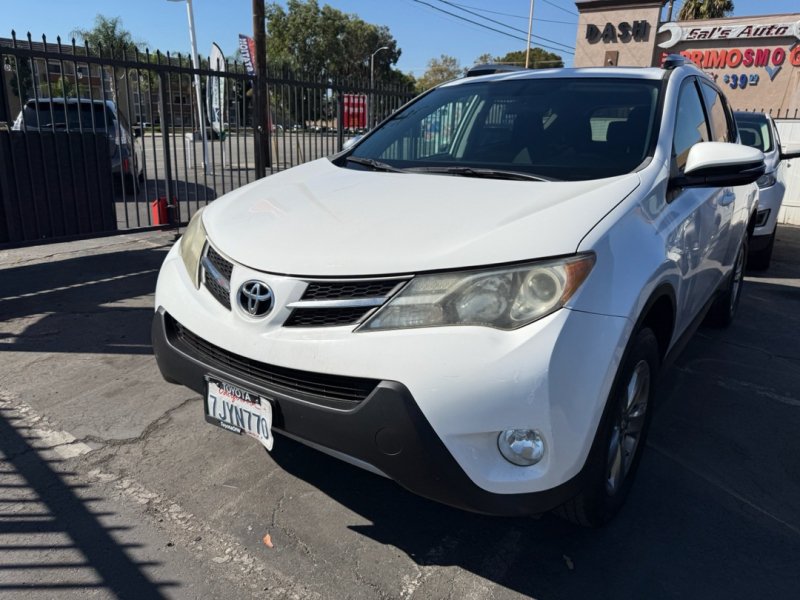 Used 2015 Toyota RAV4 XLE FWD image 3