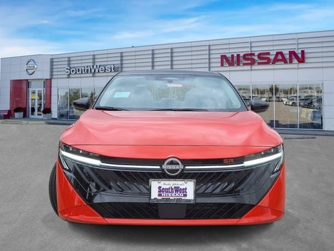 New 2026 Nissan Sentra SR FWD image 10
