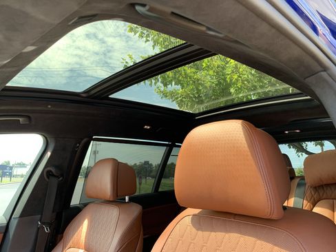 Used 2024 BMW X7 M60i w/ Executive Package AWD/4WD image 28