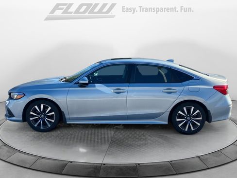 Certified 2022 Honda Civic EX image 5