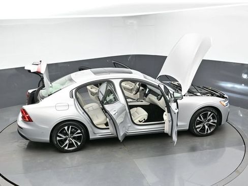Used 2025 Volvo S60 B5 Plus AWD/4WD image 56