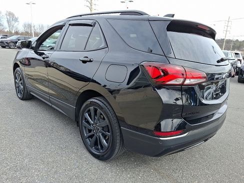 Used 2023 Chevrolet Equinox RS image 5