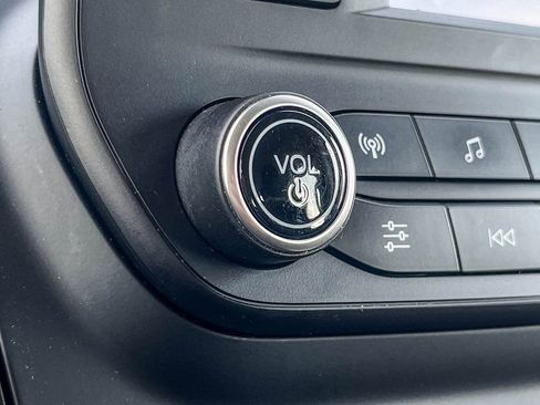 Used 2021 Ford Transit 350 XLT image 32