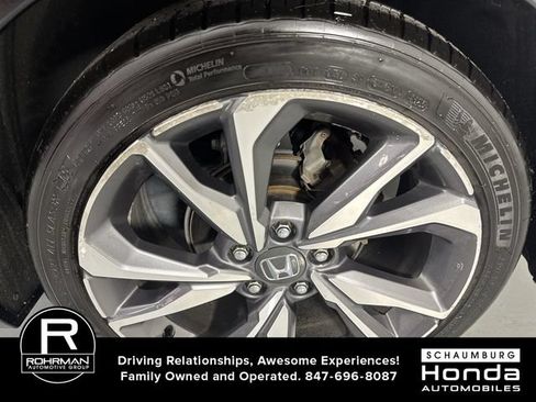 Used 2019 Honda Civic Touring image 5