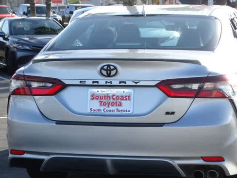 Used 2024 Toyota Camry SE w/ Blackout Package (TMS) image 14