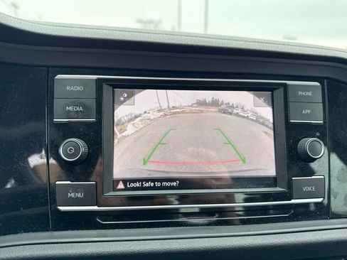 Used 2021 Volkswagen Jetta SE image 26