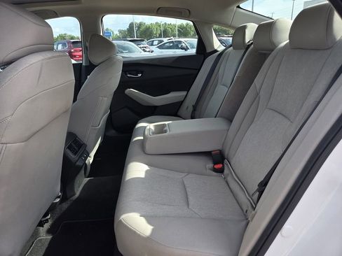 Used 2025 Honda Accord SE image 18
