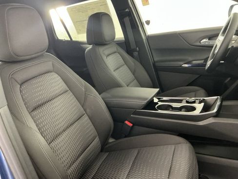 New 2027 Chevrolet Equinox LT w/ Safety and Technology Package AWD/4WD image 10