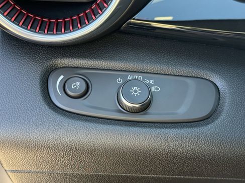 Used 2024 Chevrolet Trax RS w/ Driver Confidence Package image 25