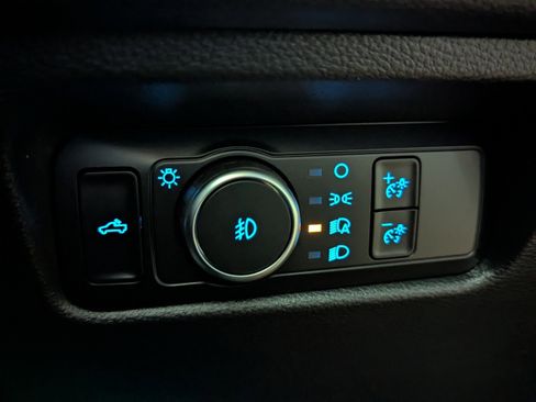 Used 2024 Ford Ranger Lariat w/ Trailer Tow Package image 24