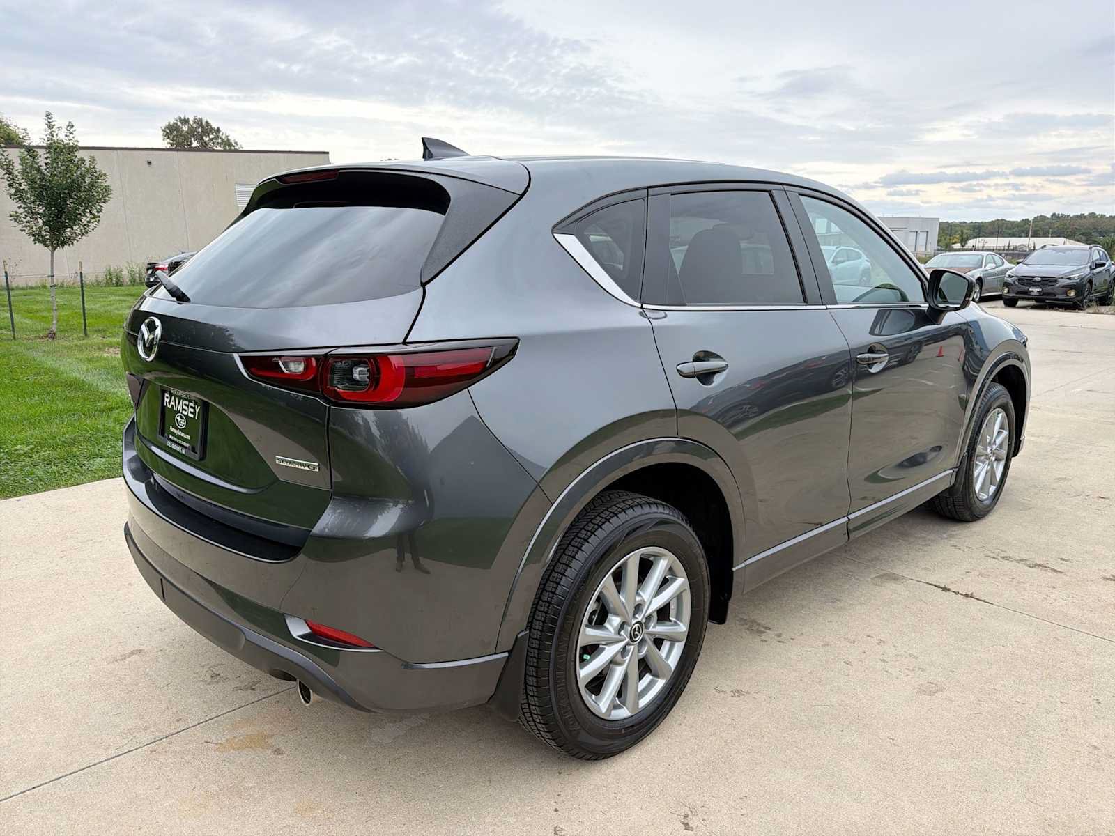 Used 2024 MAZDA CX-5 AWD 2.5 S w/ Preferred Package image 6