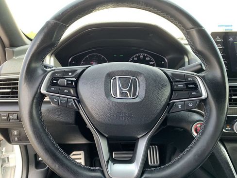 Used 2020 Honda Accord Sport image 16