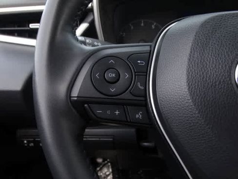 Certified 2023 Toyota Corolla SE image 38