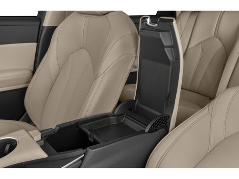 Used 2019 Toyota Avalon XLE w/ Moonroof Package FWD image 9