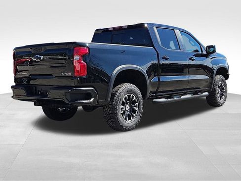 New 2026 Chevrolet Silverado 1500 ZR2 AWD/4WD image 2