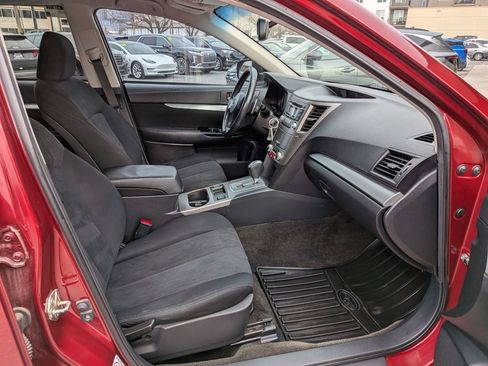 Used 2013 Subaru Outback 2.5i Premium w/ Popular Pkg 1B image 31