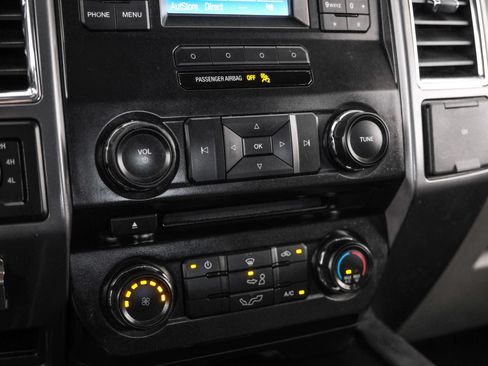 Used 2015 Ford F150 XLT AWD/4WD image 19