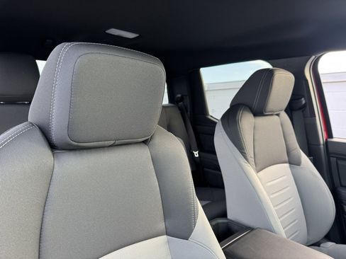 New 2025 Toyota Tacoma TRD Off-Road image 3