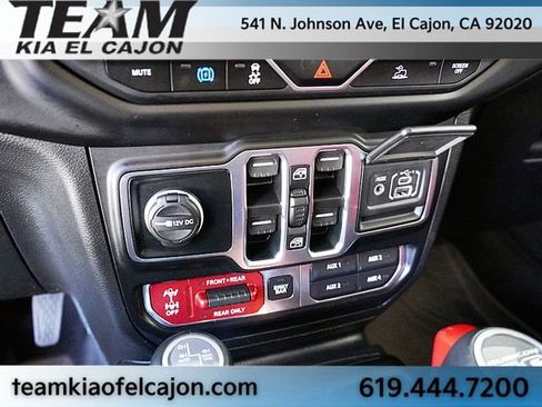 Used 2023 Jeep Wrangler Unlimited Rubicon 4xe AWD/4WD image 32