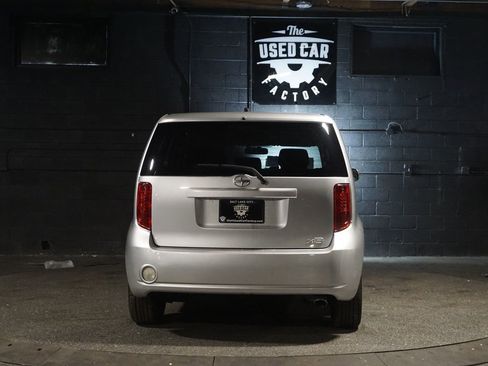 Used 2010 Scion xB image 4