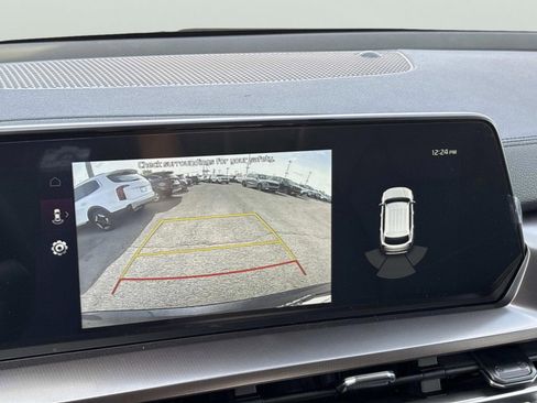 New 2025 Kia Telluride S image 28