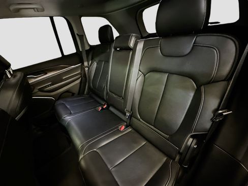 Used 2022 Jeep Grand Cherokee Limited 4xe image 30