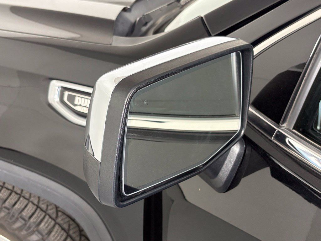 Used 2023 GMC Sierra 1500 Denali AWD/4WD image 12