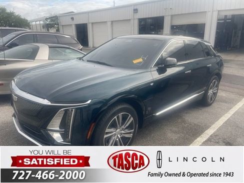 Used 2024 Cadillac Lyriq Luxury AWD/4WD image 1