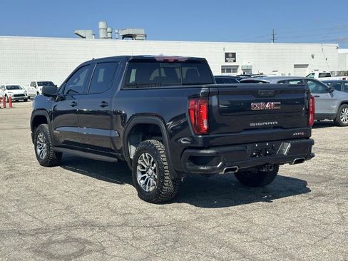 Certified 2023 GMC Sierra 1500 AT4 w/ AT4 Premium Package image 3