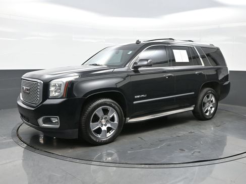 Used 2015 GMC Yukon Denali w/ Touring Package image 3