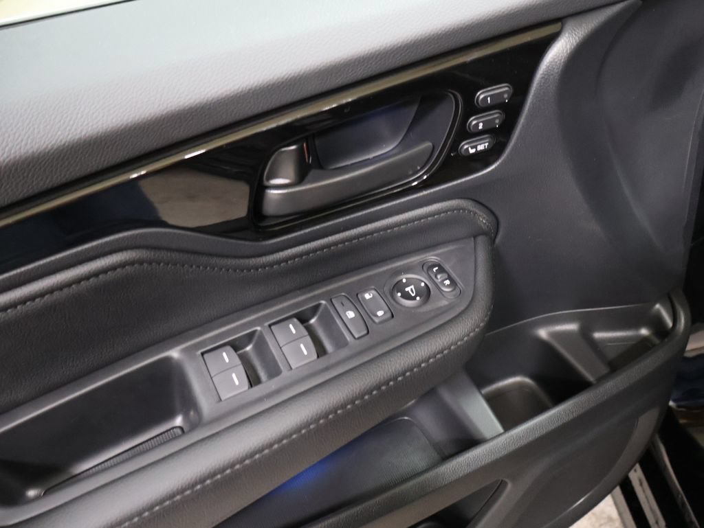 New 2026 Honda Odyssey Touring image 12