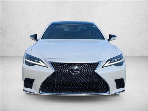 Used 2024 Lexus LS 500 image 2