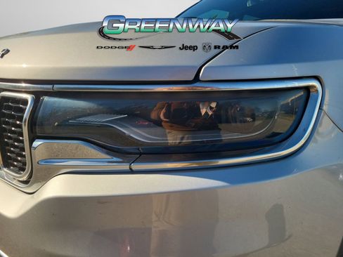 Used 2022 Jeep Wagoneer Series III w/ Flexible Seating Group image 5