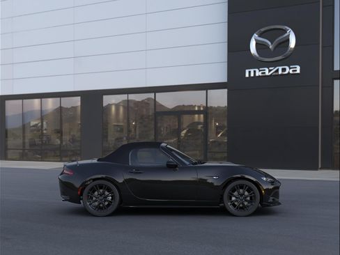 New 2026 MAZDA MX-5 Miata Club RWD image 5