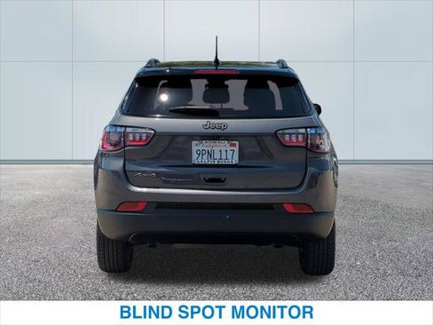 Used 2024 Jeep Compass Latitude w/ Altitude Special Edition AWD/4WD image 8