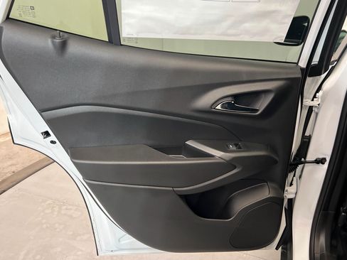 New 2026 Chevrolet Trax RS w/ Driver Confidence Package FWD image 19