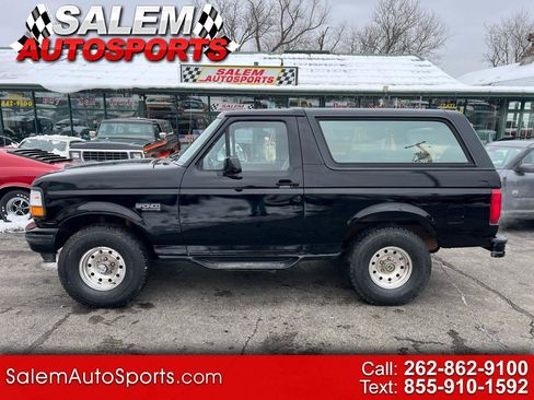 Used 1995 Ford Bronco XLT AWD/4WD image 1