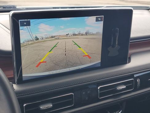 Certified 2023 Lincoln Nautilus Reserve image 17